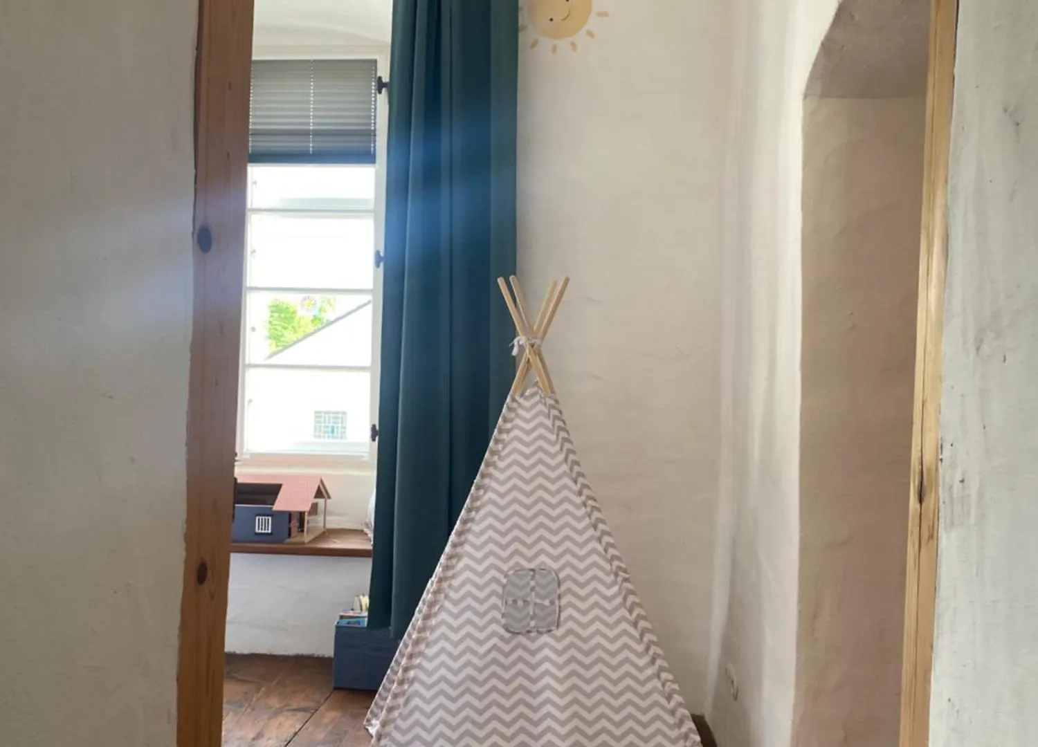 Neu! Glockenturm Der Schlosskapelle Von 1600 - Renaissance Trifft Auf Die Gegenwart Und Beschert Einen Kunterbunten Urlaub Fuer Die Ganze Familie Mitten Im Bayerischen Wald شفارتساخ 0*,  ألمانيا